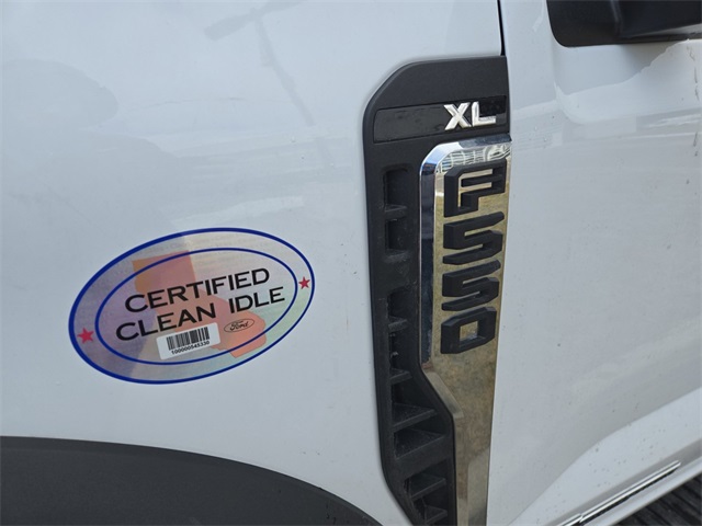 Vehicle image 61 of 64