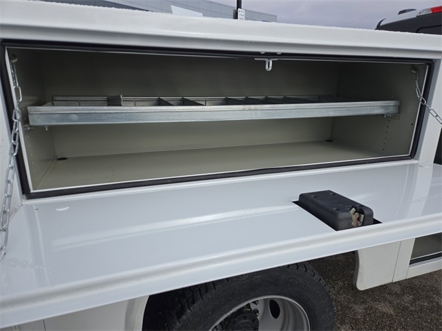 Vehicle image 44 of 64