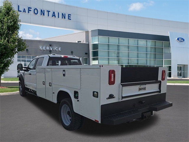 Vehicle image 8 of 64