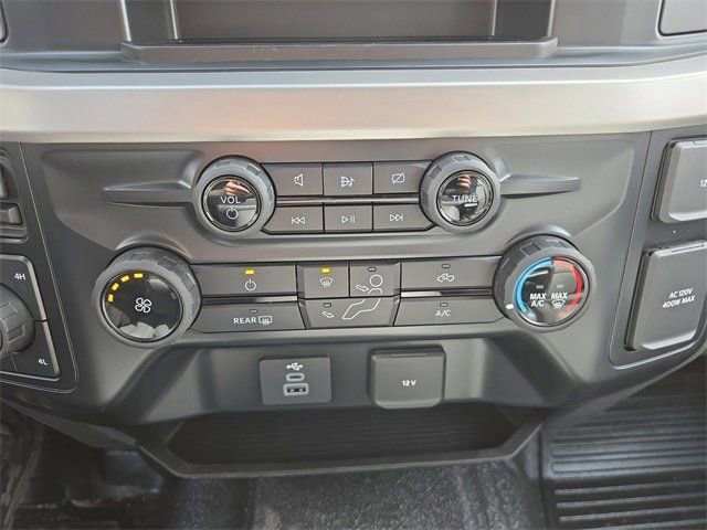 Vehicle image 63 of 64