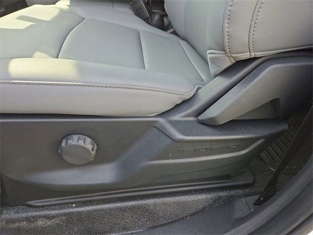 Vehicle image 52 of 64