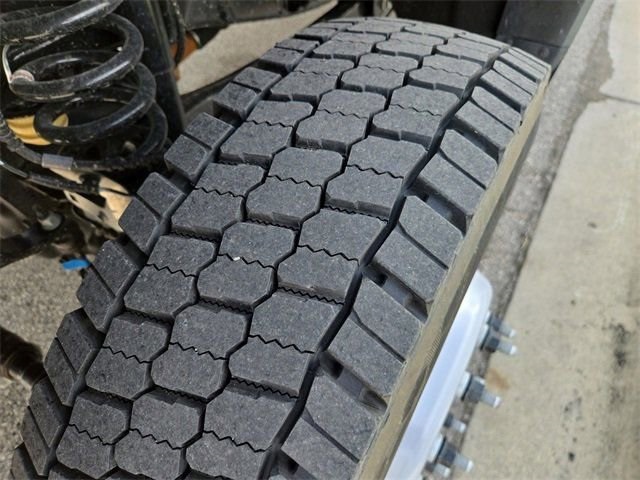 Vehicle image 51 of 64