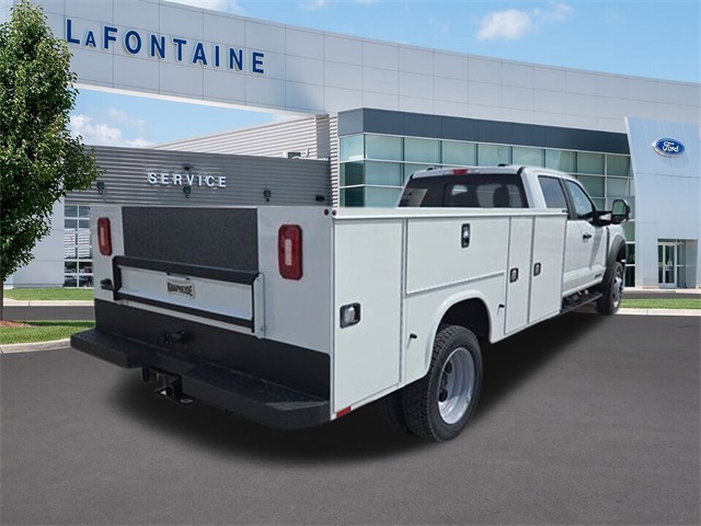 Vehicle image 5 of 64