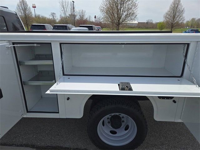 Vehicle image 48 of 64