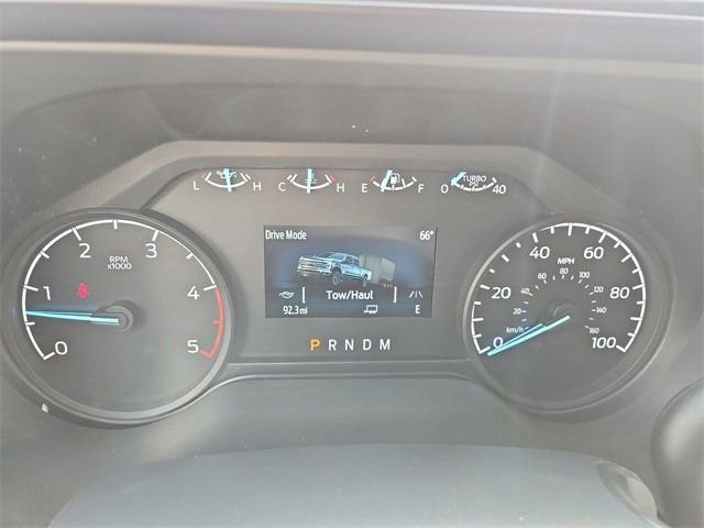 Vehicle image 27 of 64