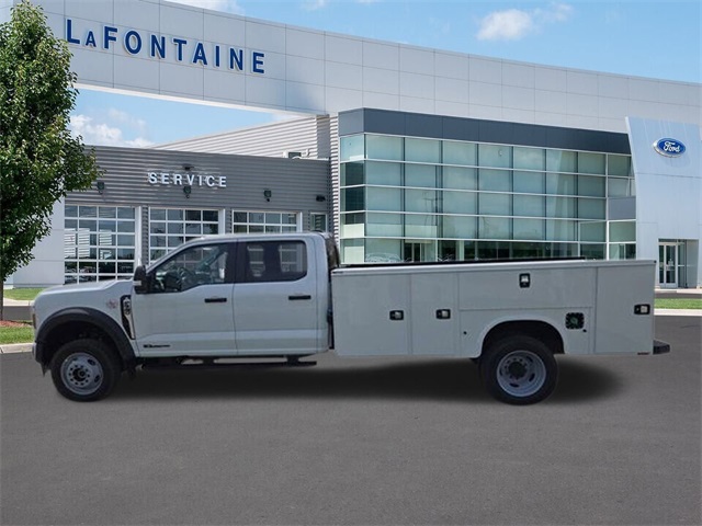 Vehicle image 62 of 64