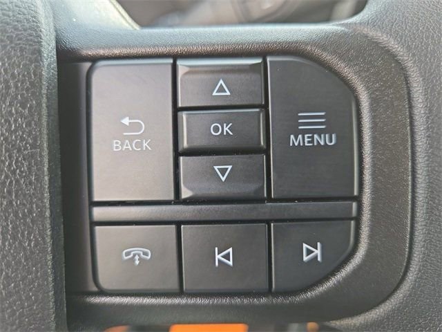 Vehicle image 34 of 64