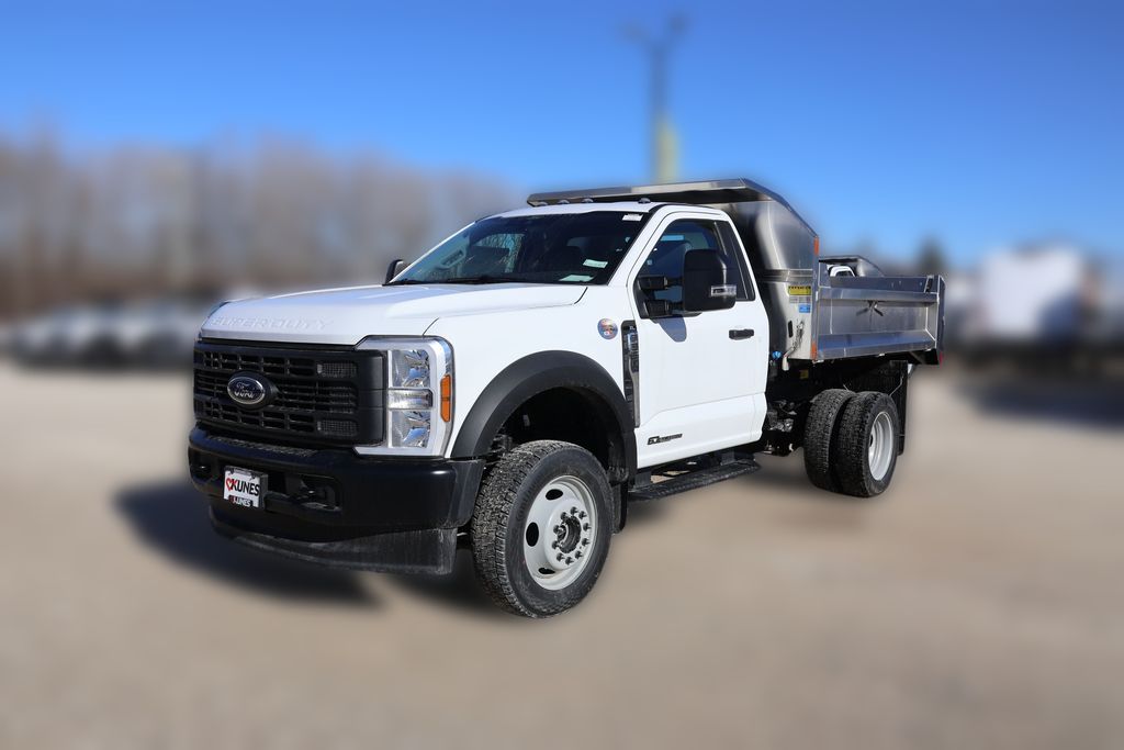 2024 Ford F-550 XL Image 1 of 33