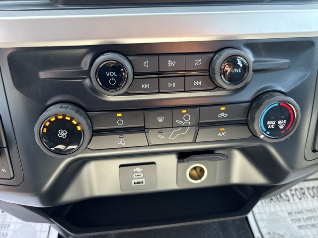 Vehicle image 46 of 64