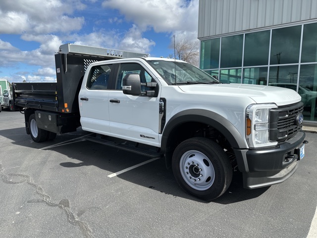 Vehicle image 5 of 64