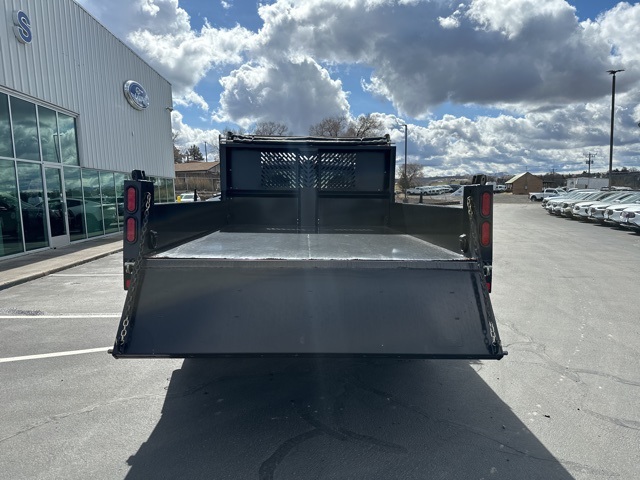 Vehicle image 15 of 64
