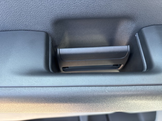 Vehicle image 60 of 64