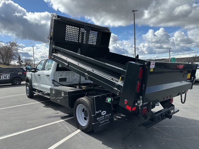 Vehicle image 11 of 64