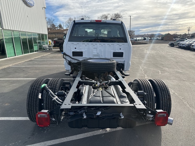Vehicle image 9 of 41