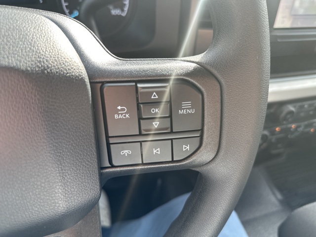 Vehicle image 30 of 41