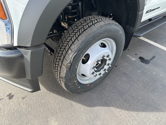 Vehicle image 11 of 41
