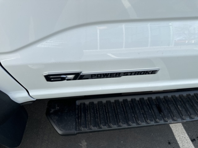 Vehicle image 14 of 41