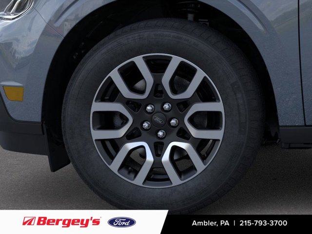 Vehicle image 9 of 24