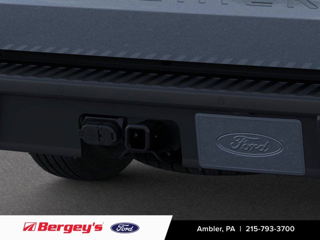 Vehicle image 17 of 24