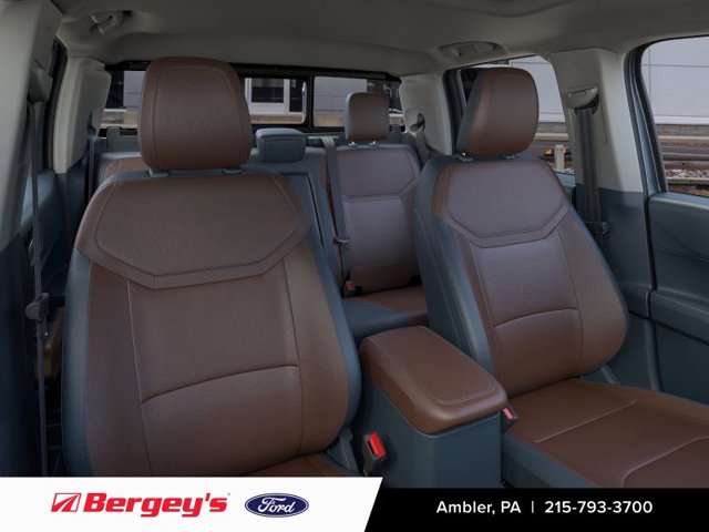 Vehicle image 10 of 24