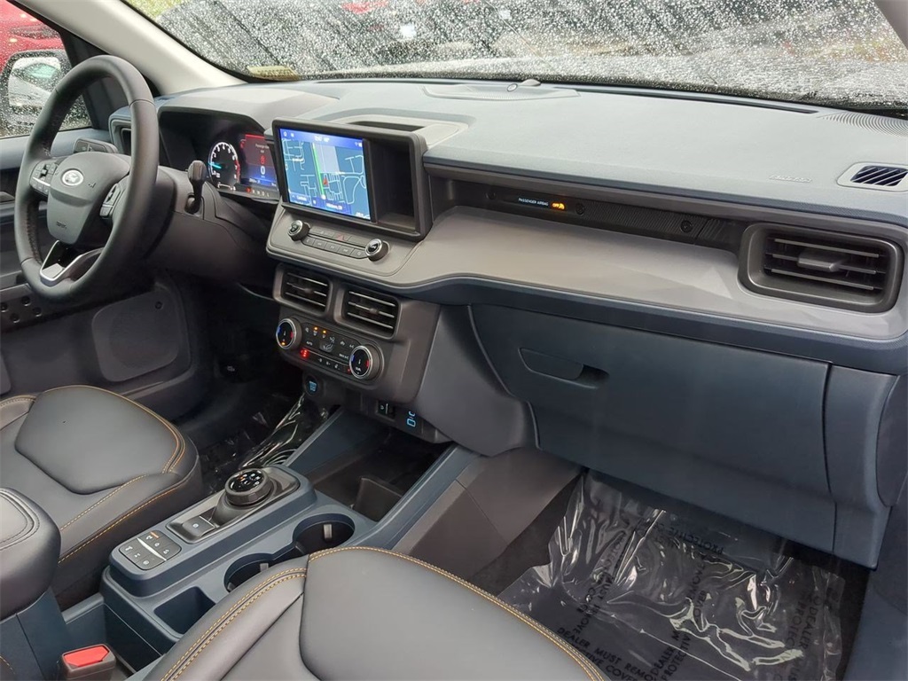 Vehicle image 32 of 36