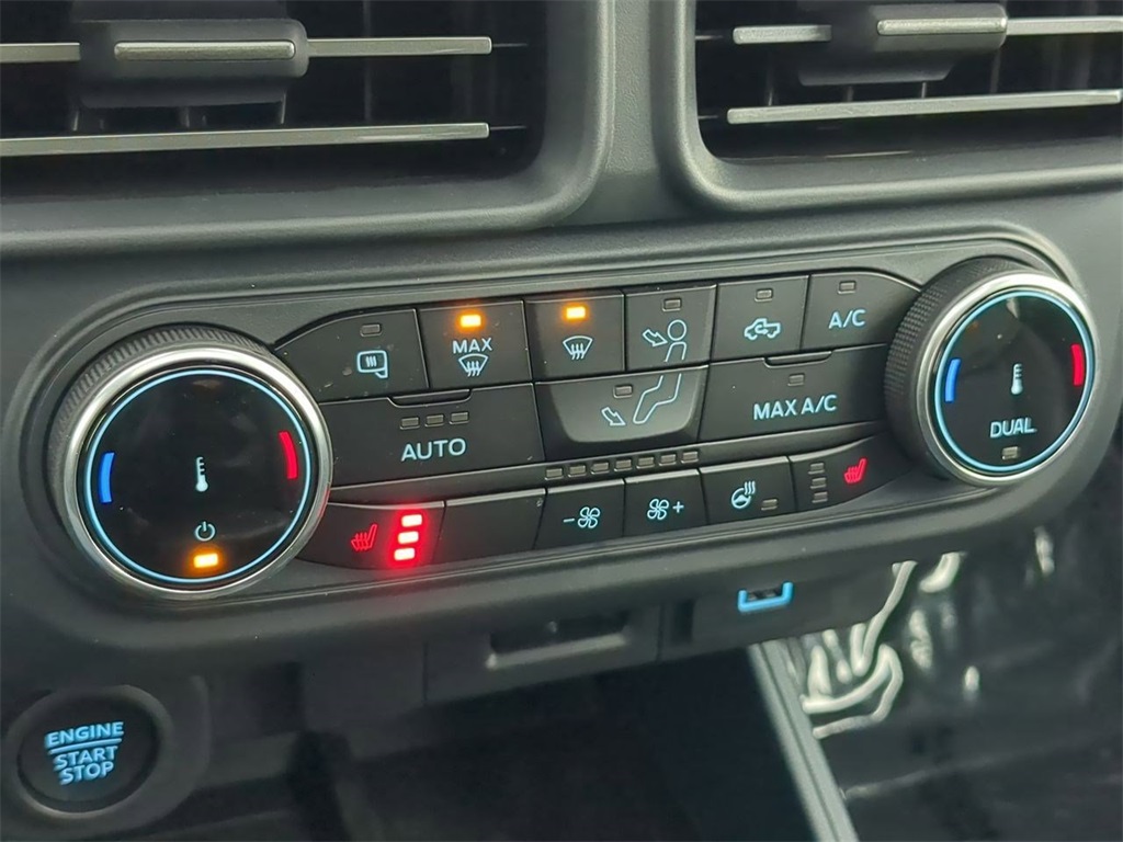 Vehicle image 21 of 36