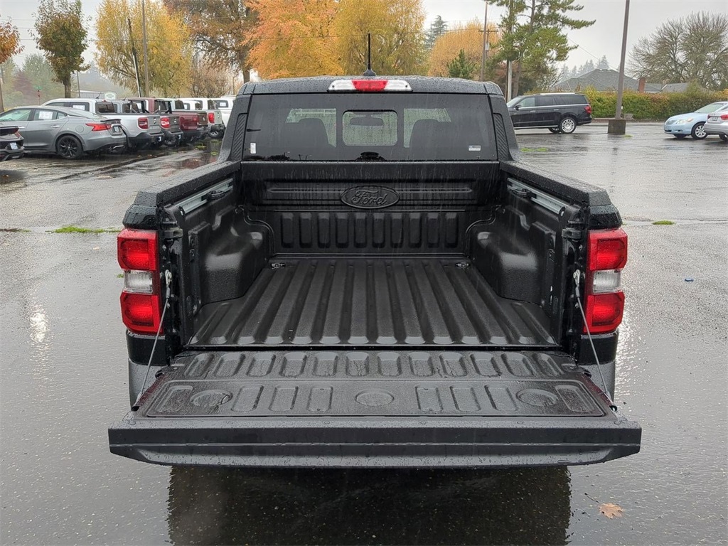 Vehicle image 26 of 36
