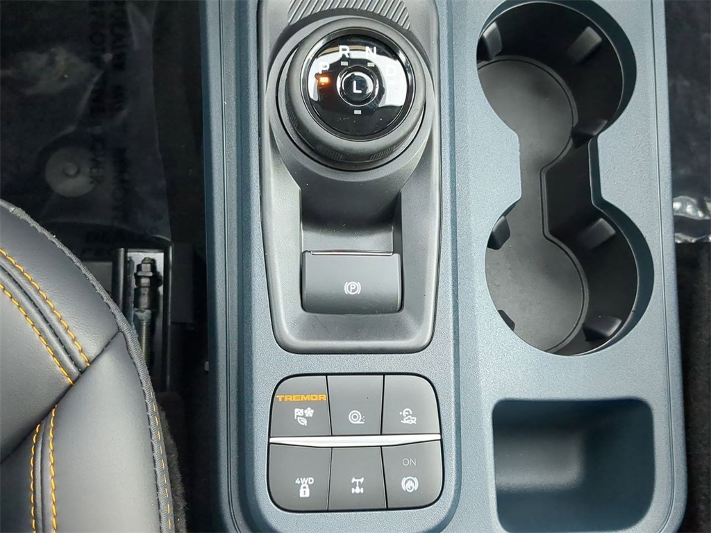 Vehicle image 17 of 36