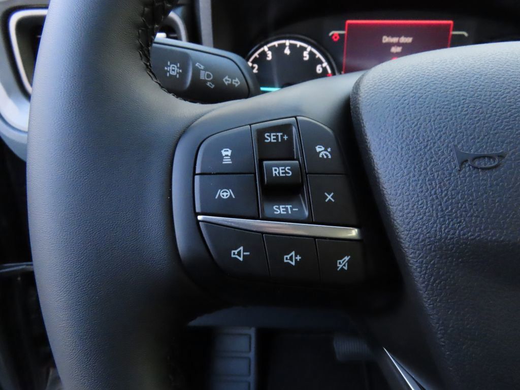 Vehicle image 37 of 69