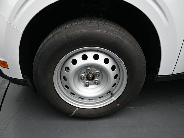 Vehicle image 26 of 53