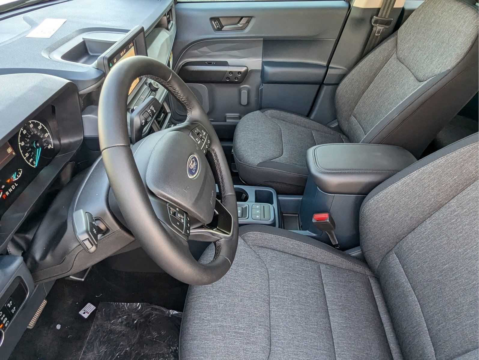 Vehicle image 9 of 24
