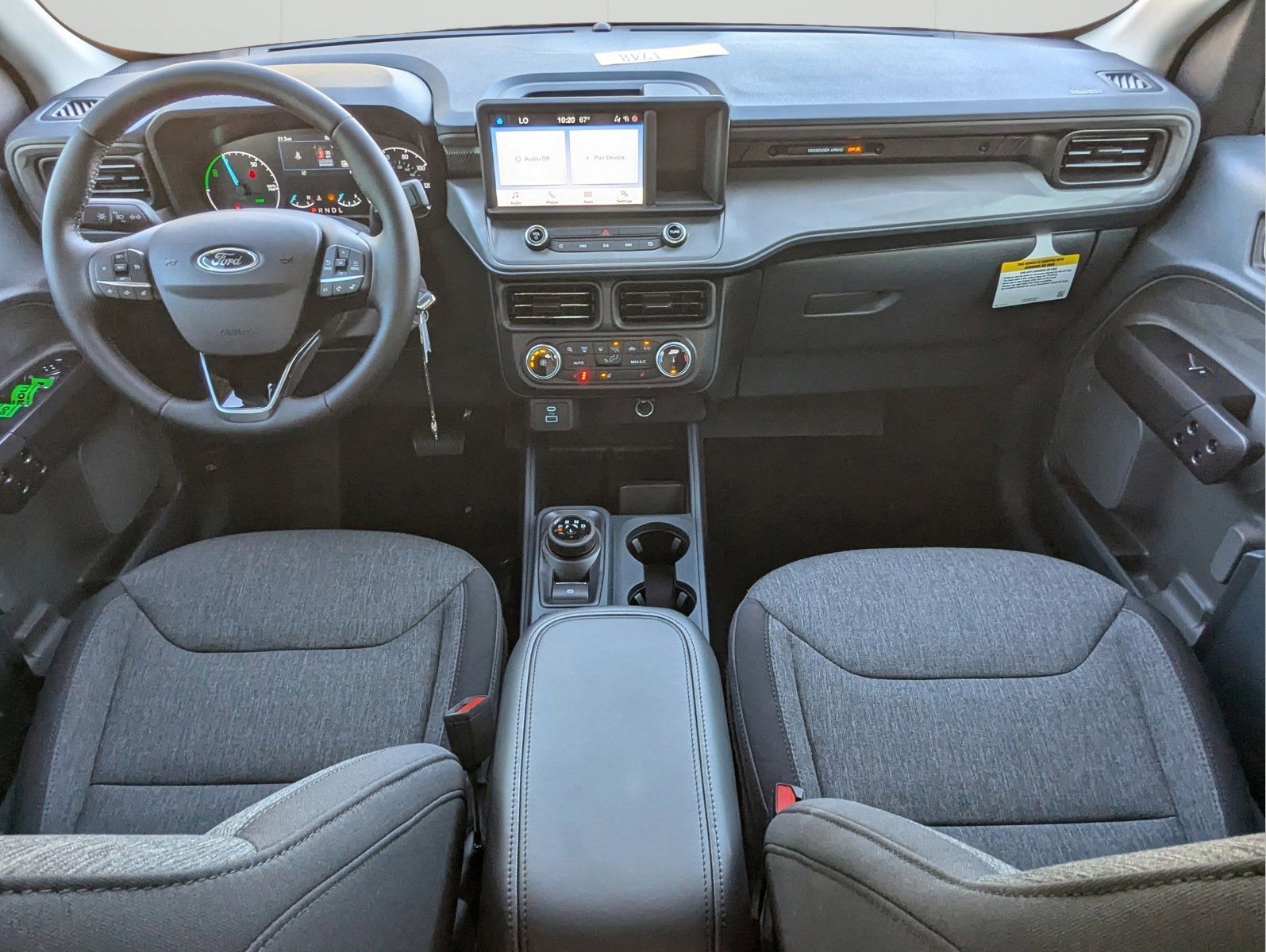Vehicle image 17 of 24