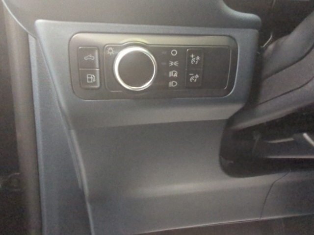 Vehicle image 12 of 24