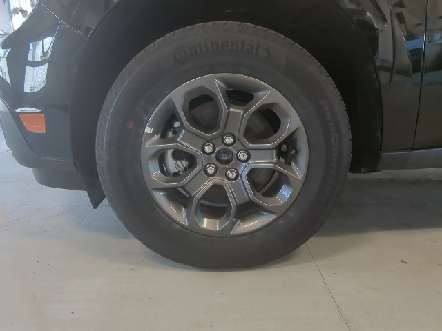Vehicle image 7 of 24