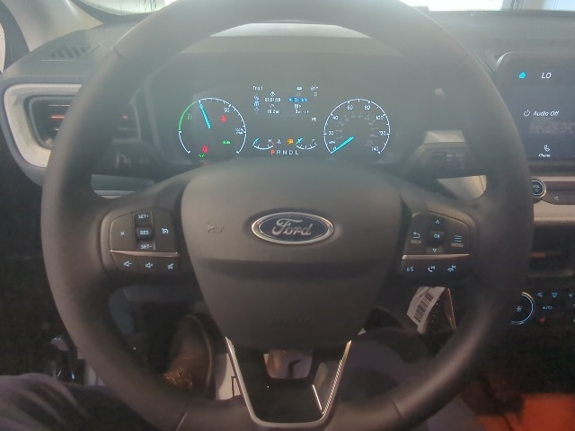 Vehicle image 14 of 24