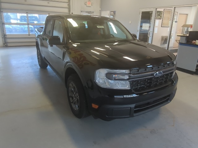 Vehicle image 3 of 24