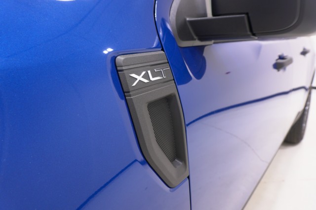 Vehicle image 14 of 44