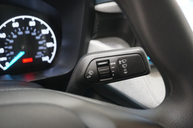 Vehicle image 29 of 44
