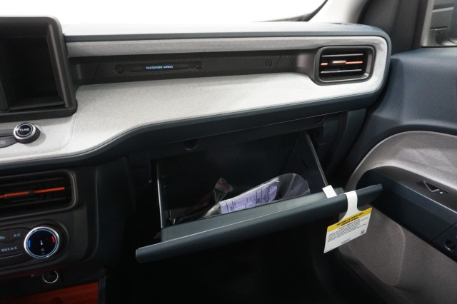 Vehicle image 41 of 44