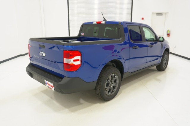 Vehicle image 5 of 44