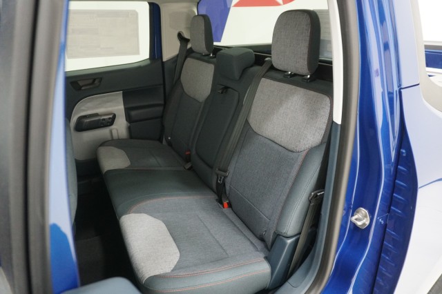 Vehicle image 20 of 44