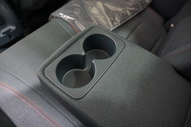 Vehicle image 22 of 44