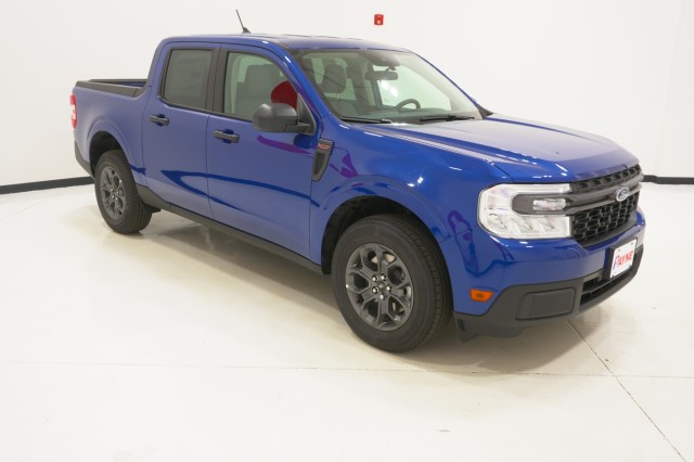 Vehicle image 3 of 44