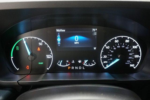 Vehicle image 26 of 36