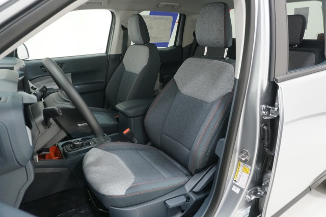 Vehicle image 14 of 36