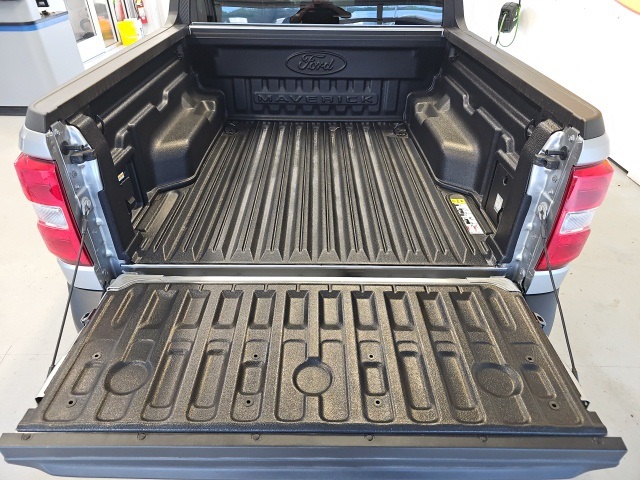 Vehicle image 7 of 24