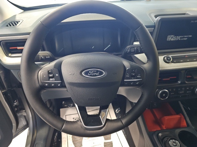 Vehicle image 16 of 24