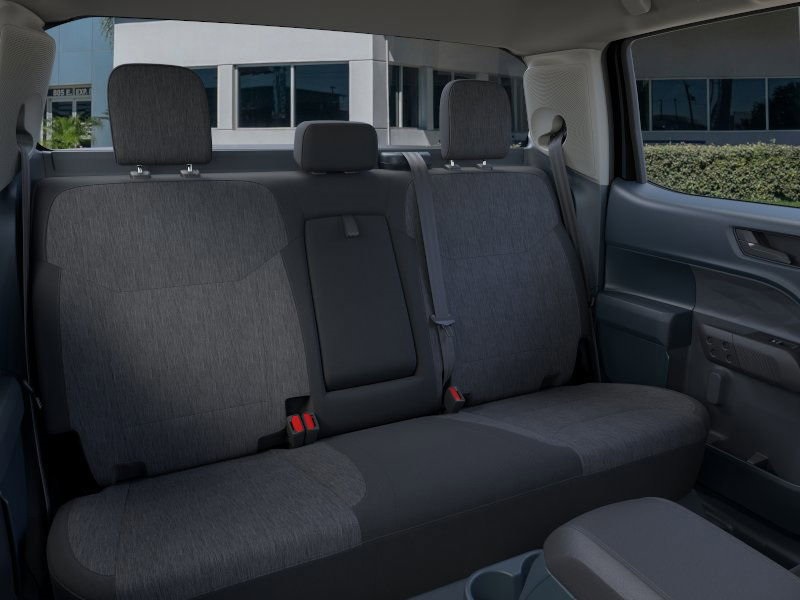 Vehicle image 11 of 24