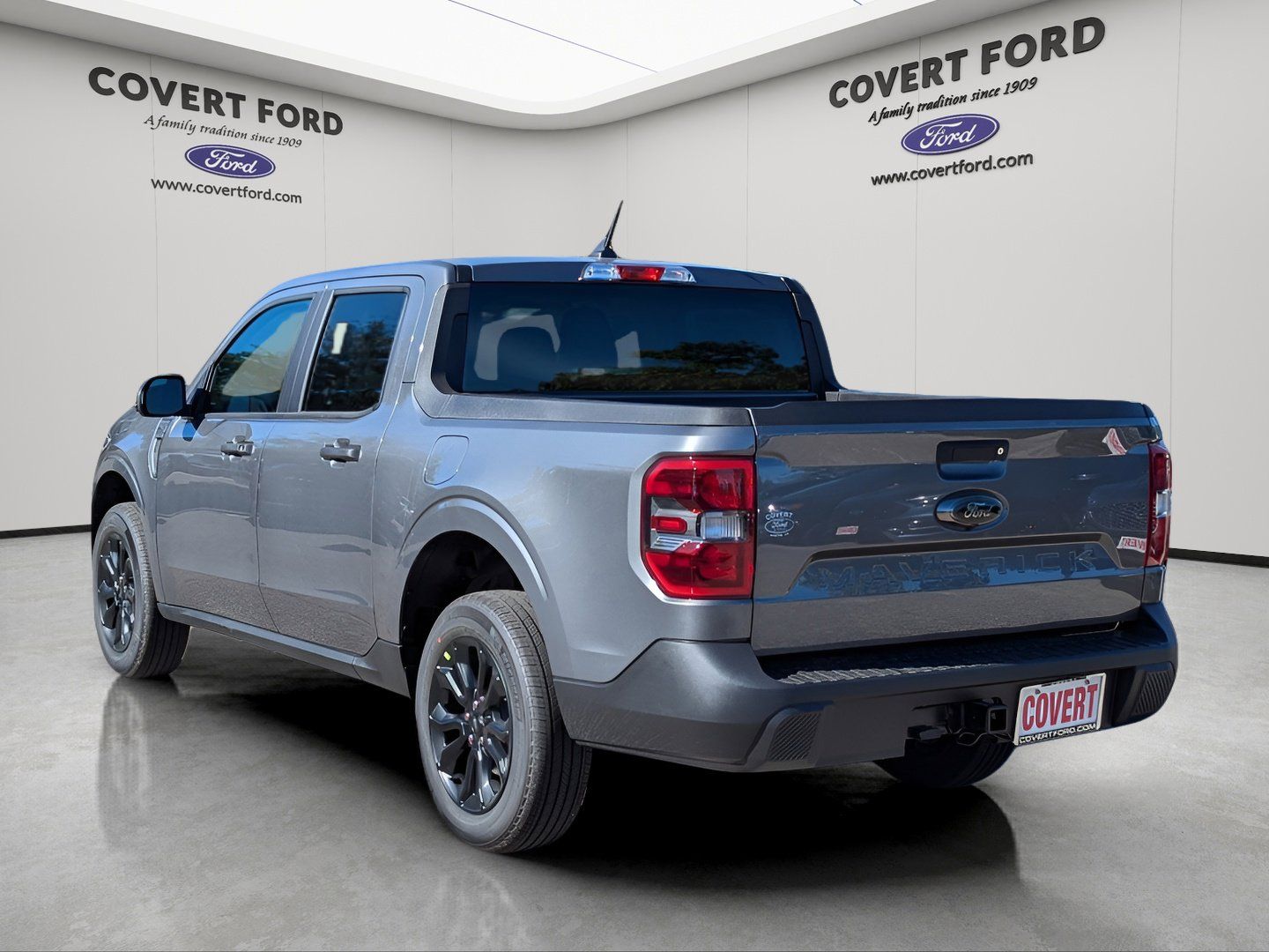 Vehicle image 4 of 24