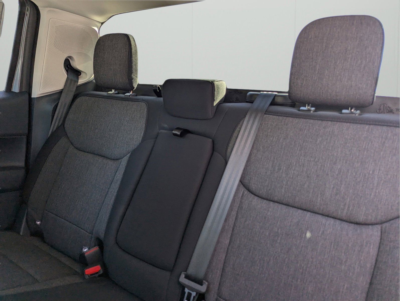 Vehicle image 22 of 24